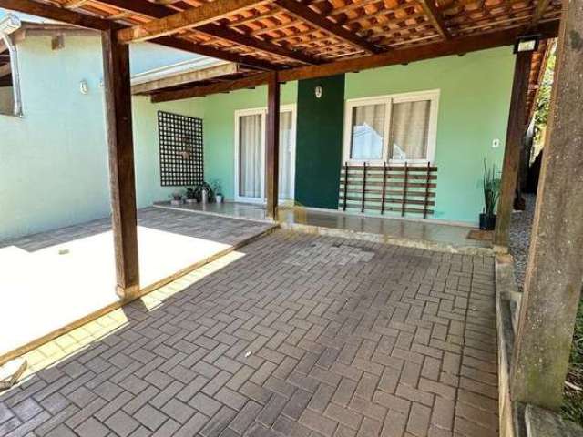 Casa com 2 quartos à venda na Dionísio Giessel, 11, Paranaguamirim, Joinville por R$ 229.000