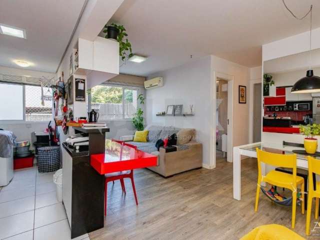 Apartamento de 2 quartos com 1 vaga à venda no bairro Passo da Areia em Porto Alegre