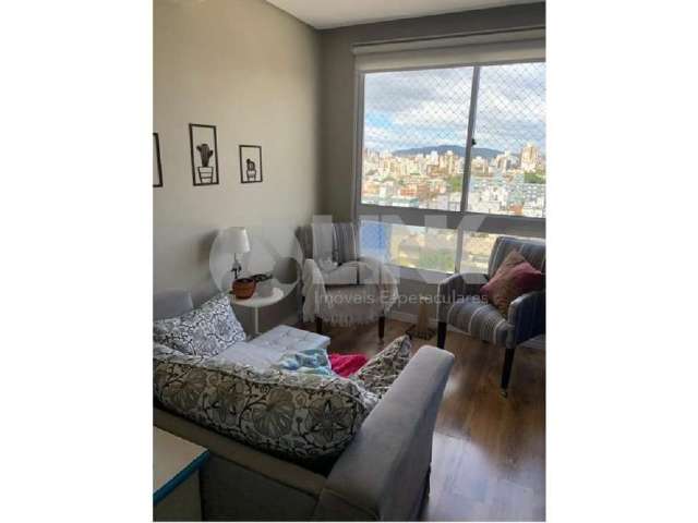 Apartamento de 2 quartos com 1 vaga à venda no bairro Azenha em Porto Alegre