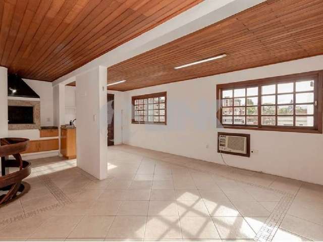 Apartamento de 3 quartos com 1 vaga à venda no bairro Mont Serrat em Porto Alegre