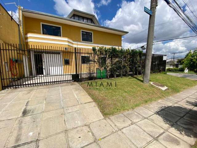 Sobrado com 3 dormitórios à venda, 180 m² por R$ 1.050.000,00 - Capão Raso - Curitiba/PR