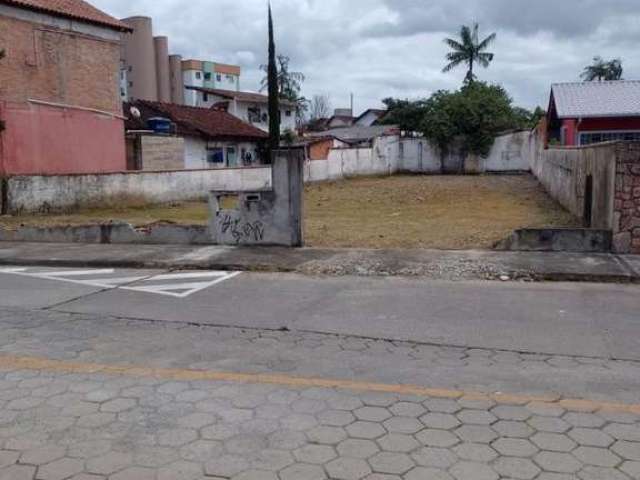 Terreno para Venda em Joinville, Guanabara