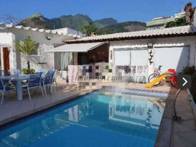 Casa com 3 quartos à venda na Estrada do Bananal, 1068, Freguesia (Jacarepaguá), Rio de Janeiro, 330 m2 por R$ 1.400.000