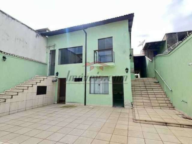 Casa com 5 quartos à venda na Rua Joaquim Tourinho, 345, Pechincha, Rio de Janeiro, 289 m2 por R$ 689.000