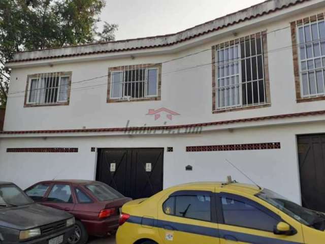 Casa em condomínio fechado com 3 quartos à venda na Rua Claudino de Oliveira, 21, Pechincha, Rio de Janeiro, 125 m2 por R$ 330.000