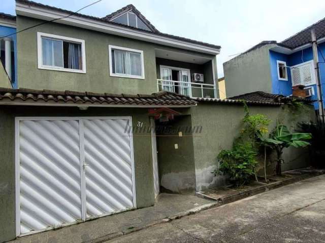 Casa com 3 quartos à venda na Rua Professor Santos Moreira, 11, Vargem Pequena, Rio de Janeiro, 220 m2 por R$ 477.000