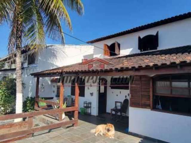 Casa em condomínio fechado com 3 quartos à venda na Rua Desembargador Omar Dutra, 75, Taquara, Rio de Janeiro, 219 m2 por R$ 699.000