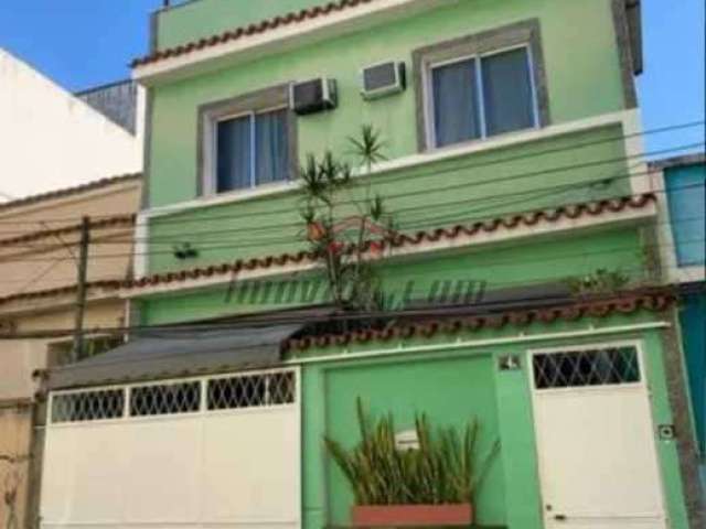 Casa em condomínio fechado com 3 quartos à venda na Rua Pereira de Figueiredo, 962, Oswaldo Cruz, Rio de Janeiro, 172 m2 por R$ 375.000