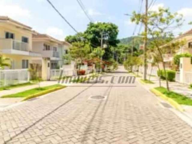 Casa em condomínio fechado com 5 quartos à venda na Estrada Pau-ferro, 654, Freguesia (Jacarepaguá), Rio de Janeiro, 170 m2 por R$ 979.950