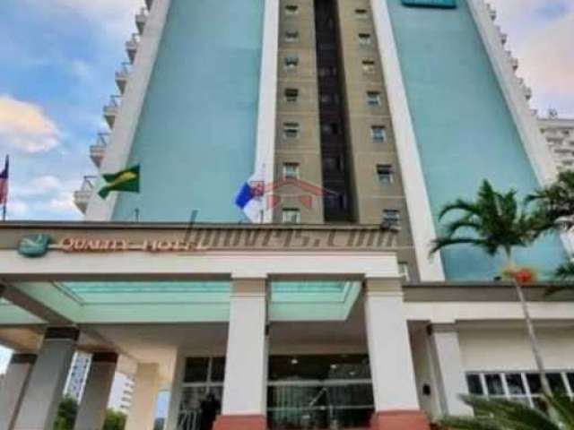 Flat à venda na Avenida Salvador Allende, 500, Barra da Tijuca, Rio de Janeiro, 37 m2 por R$ 270.000