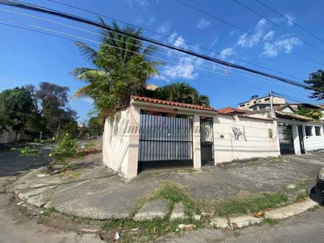 Casa com 3 quartos à venda na Rua Francisco, 93, Praça Seca, Rio de Janeiro, 198 m2 por R$ 620.000