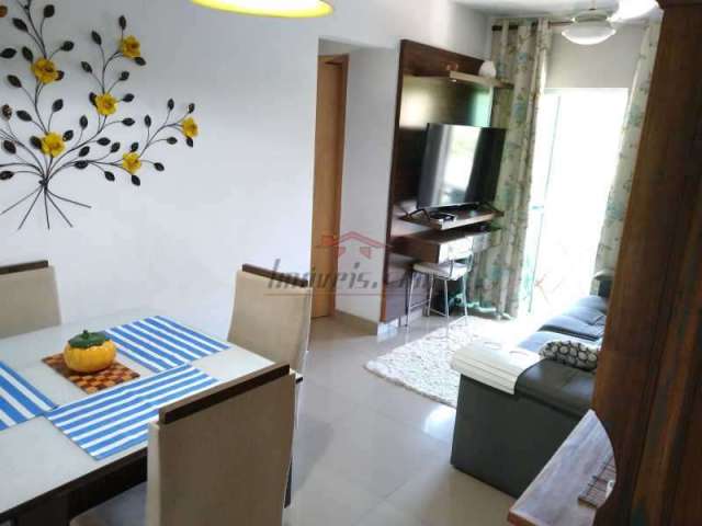 Apartamento com 2 quartos à venda na Estrada Santa Maura, 900, Jacarepaguá, Rio de Janeiro, 63 m2 por R$ 240.000