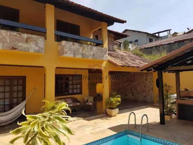 Casa em condomínio fechado com 3 quartos à venda na Rua Nilson Resende, 91, Taquara, Rio de Janeiro, 219 m2 por R$ 950.000