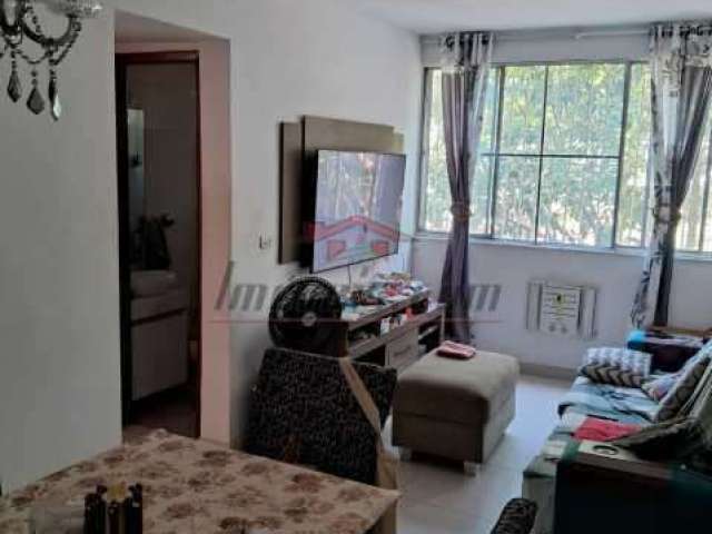 Apartamento com 2 quartos à venda na Rua Doutor Bernardino, 754, Praça Seca, Rio de Janeiro, 50 m2 por R$ 95.000