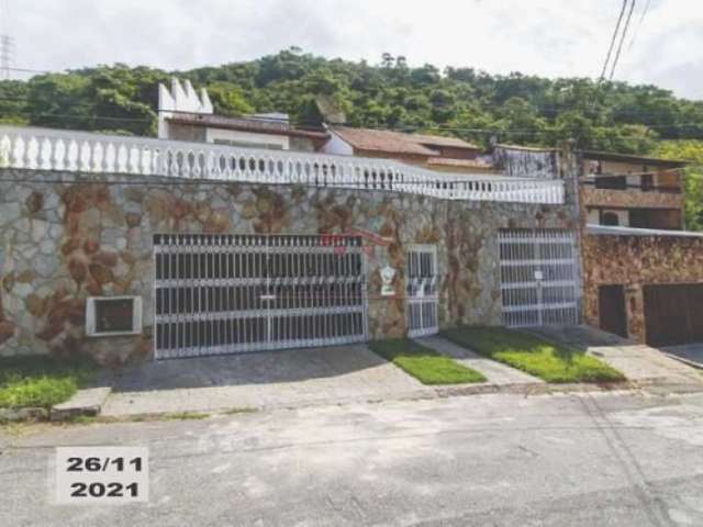 Casa em condomínio fechado com 4 quartos à venda na Rua São Caetano do Sul, 172, Vila Valqueire, Rio de Janeiro, 675 m2 por R$ 990.000