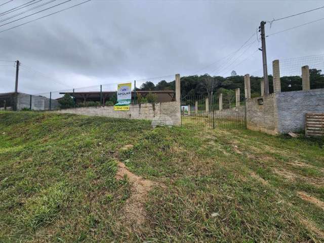 Casa com 3 quartos para alugar na Rodovia Antônio Gasparin, 173, Serrinha, Colombo, 100 m2 por R$ 1.300