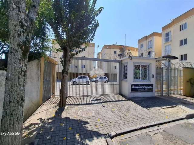 Apartamento com 2 quartos para alugar na Rua Tapajós, 300, Colônia Rio Grande, São José dos Pinhais, 48 m2 por R$ 1.300