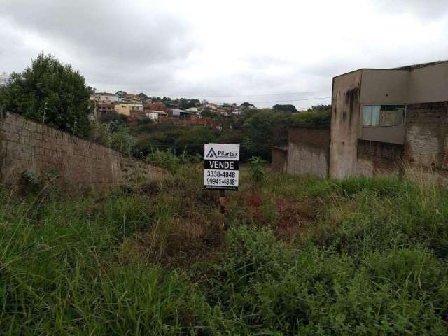 Apartamento à venda na Rua Carolina Vieira Netto, Jardim Central Park, Londrina por R$ 300.000