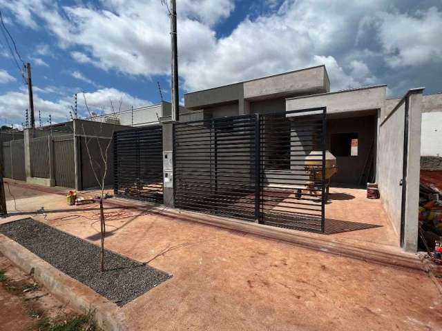 Casa com 3 quartos à venda na Rua Humberto Bergamini Testa, Residencial Portal do Sol, Londrina, 77 m2 por R$ 290.000