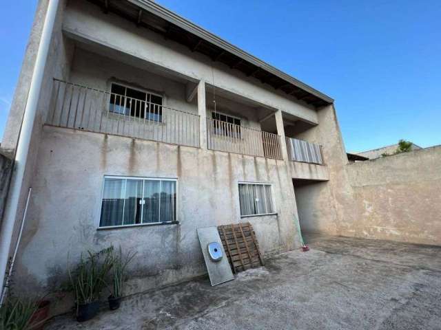 Casa com 3 quartos à venda na Rua Augusta Consolin Vidotti, Jardim Planalto, Londrina, 200 m2 por R$ 520.000