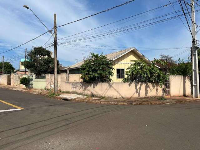 Casa com 6 quartos à venda na Rua Emílio Aranda, Operária, Londrina, 200 m2 por R$ 480.000