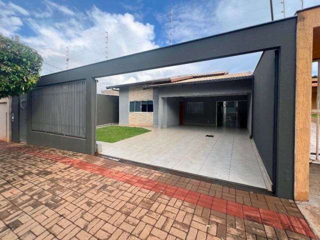 Casa com 3 quartos à venda na Rua do Morango, Interlagos, Londrina, 209 m2 por R$ 750.000