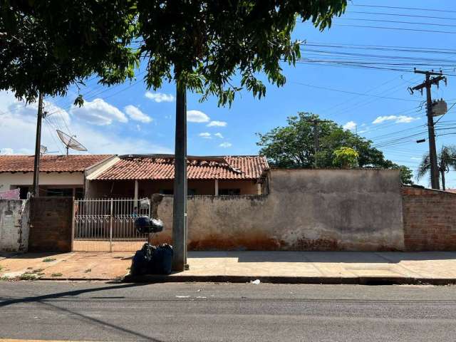 Casa com 3 quartos à venda na Av. Jamil Scaff, Ernani Moura Lima, Londrina por R$ 300.000