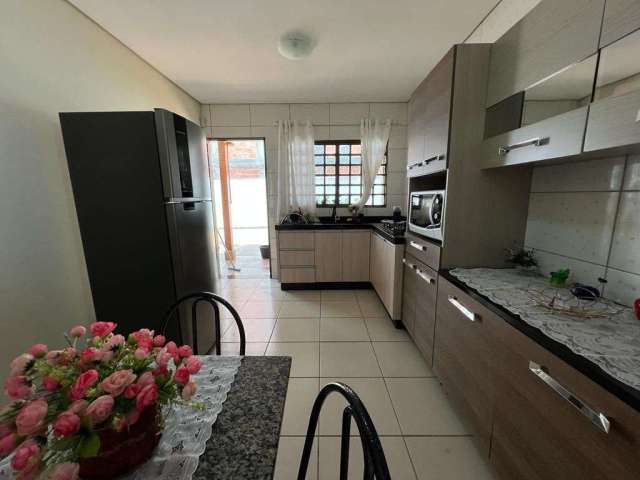 Casa com 3 quartos à venda na Rua Severino Mendes de Almeida, Residencial Abussafe, Londrina por R$ 299.000