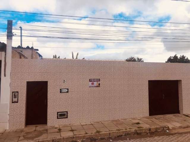 Casa com 3 quartos à venda na Via Local B, Zabelê, Vitória da Conquista, 250 m2 por R$ 300.000