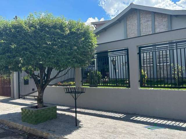 Casa com 3 dormitórios à venda, 200 m² por R$ 685.000,00 - Santa Mônica - Londrina/PR