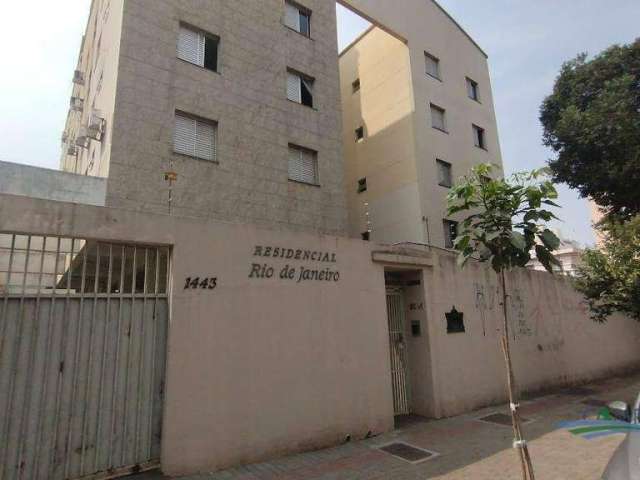 Apartamento com 3 dormitórios para alugar, 46 m² por R$ 2.000,00/mês - Centro - Londrina/PR