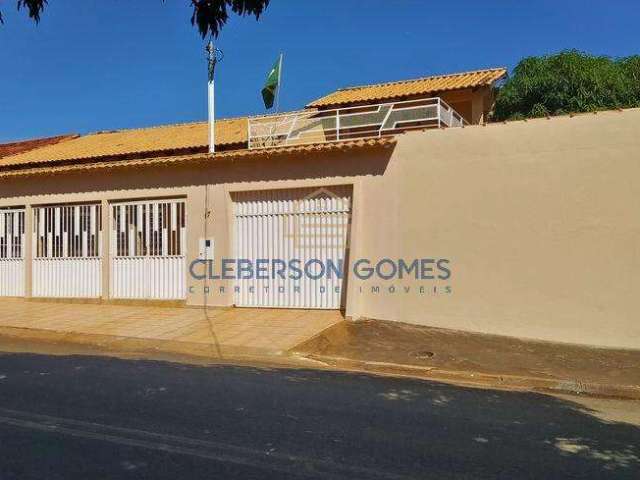 Casa para Venda em Caldas Novas, Estancia Itanhangá, 4 dormitórios, 2 suítes, 3 banheiros, 1 vaga