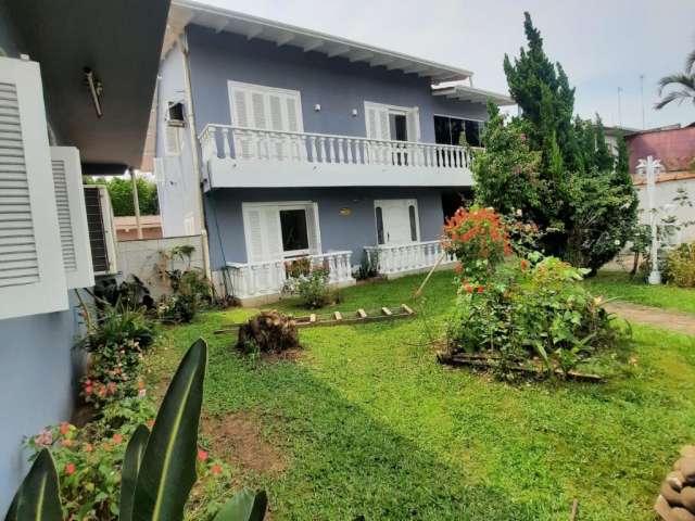 Casa com 4 quartos à venda no Lomba da Palmeira, Sapucaia do Sul , 270 m2 por R$ 950.000