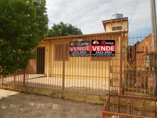 Casa de 90 metros quadrados no bairro Vargas com 3 quartos