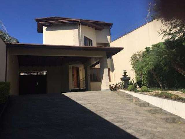 Casa com 3 dormitórios à venda, 238 m² por R$ 1.100.000,00 - Vila Brás Cubas - Mogi das Cruzes/SP