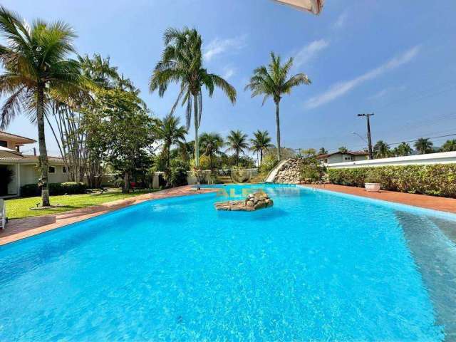 Casa de Alto Padrão à venda  - Condomínio Jardim Acapulco - Guarujá .