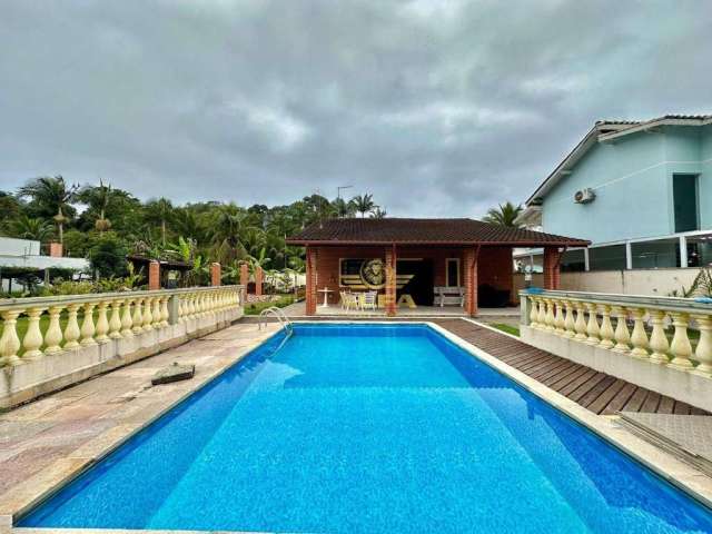 Casa à Venda no Pernambuco II em Guarujá | Alfa Imóveis Guarujá