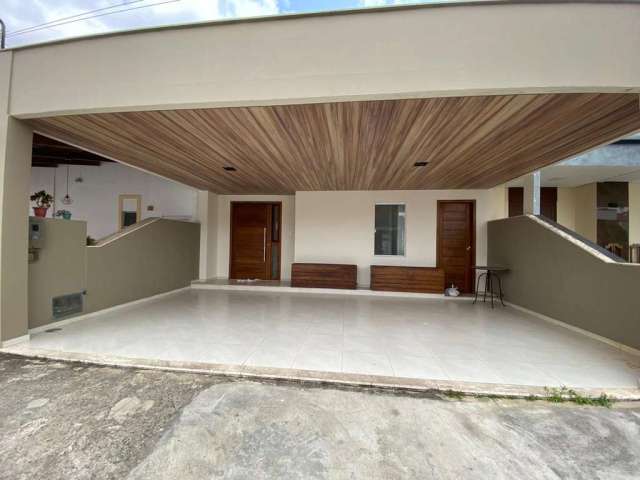 Casa com 3 dormitórios à venda, 160 m² por R$ 420.000,00 - Papagaio - Feira de Santana/BA