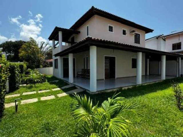 Casa em cond fechado, Buraquinho, 4 suítes, 450m²