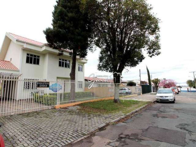 Sobrado com 4 dormitórios à venda, 210 m² por R$ 1.360.000,00 - Uberaba - Curitiba/PR