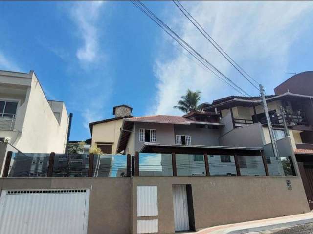 Casa com 3 quartos à venda no Ariribá, Balneário Camboriú  por R$ 2.800.000