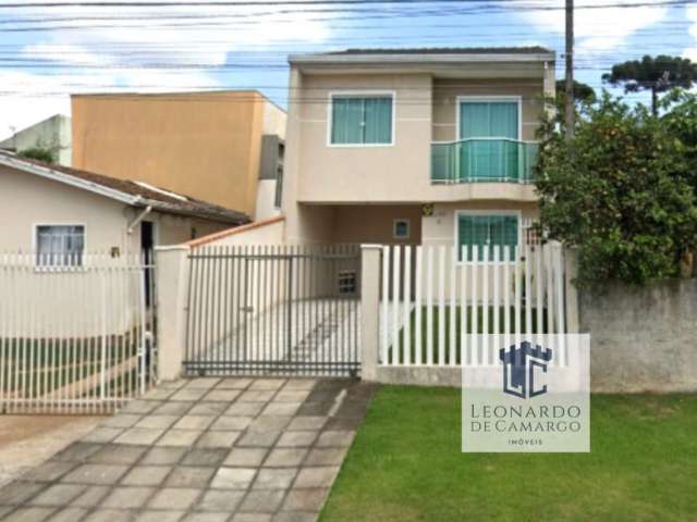 Lindo sobrado de frente para a rua bairro alto com quintal e churrasqueira