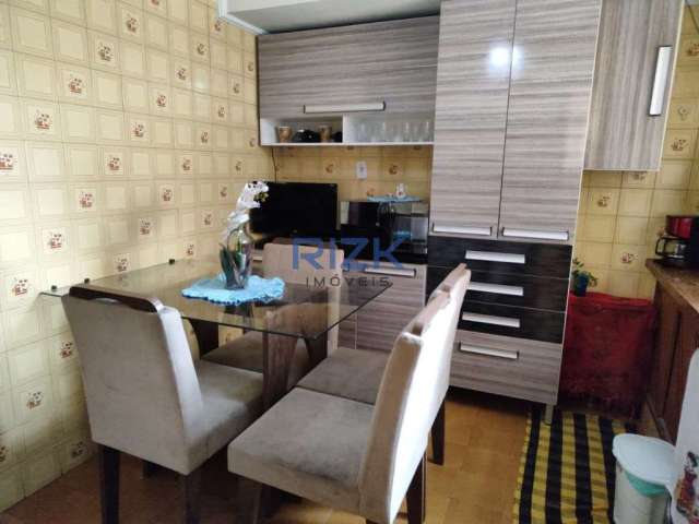 Apartamento com 1 dormitório, cozinha na Aclimacao