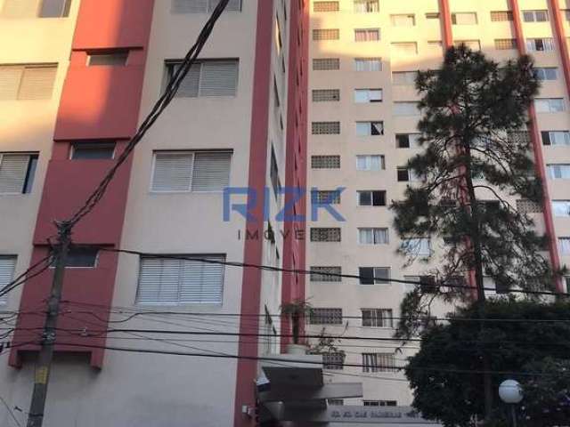 Apartamento reformado ao lado do parque