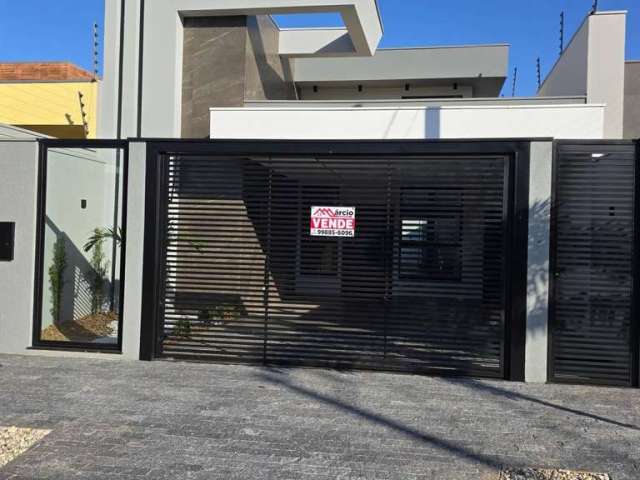 Casa padrão com piscina à Venda, Jardim Munique, Maringá, PR