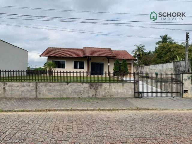 Casa com 3 dormitórios à venda, 160 m² por R$ 800.000,00 - Estados - Timbó/SC