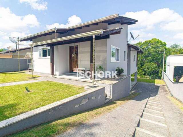 Casa com 3 dormitórios à venda, 216 m² por R$ 1.300.000,00 - Água Verde - Blumenau/SC