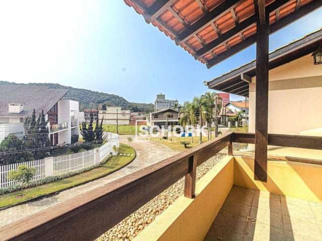 Casa com 6 dormitórios à venda, 225 m² por R$ 1.700.000,00 - Vorstadt - Blumenau/SC