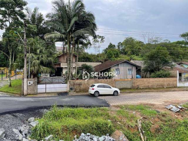 Terreno à venda, 681 m² por R$ 1.000.000,00 - Badenfurt - Blumenau/SC