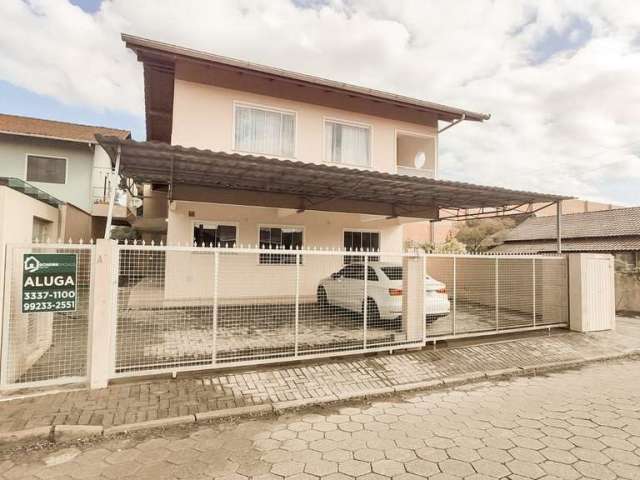 Apartamento com 1 dormitório para alugar, 50 m² por R$ 1.495,00/mês - Itoupava Central - Blumenau/SC